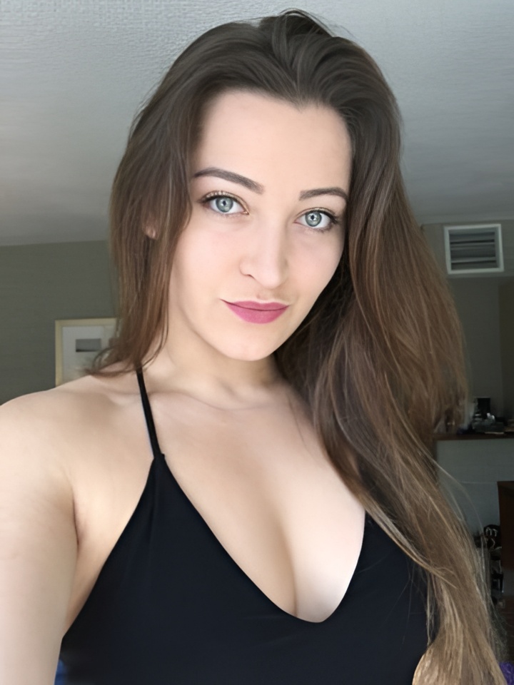 Одетта привлекальеная девушка из Хрустального цена от 3000 руб