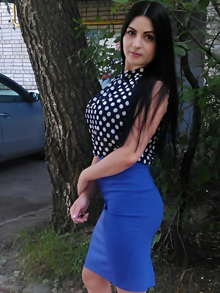 Рада привлекальеная девушка из Хрустального цена от 3000 руб