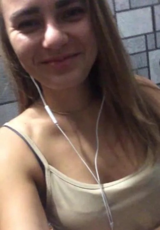 Ная привлекальеная девушка из Хрустального цена от 7000 руб