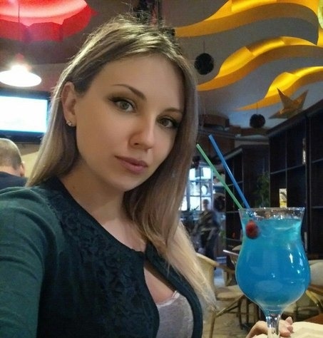 Надежда привлекальеная девушка из Хрустального цена от 3500 руб