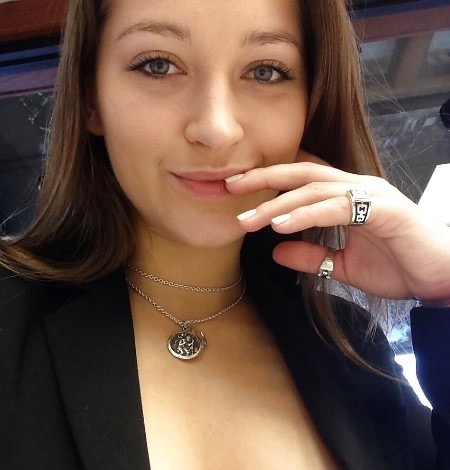 Светлана привлекальеная девушка из Хрустального цена от 3500 руб