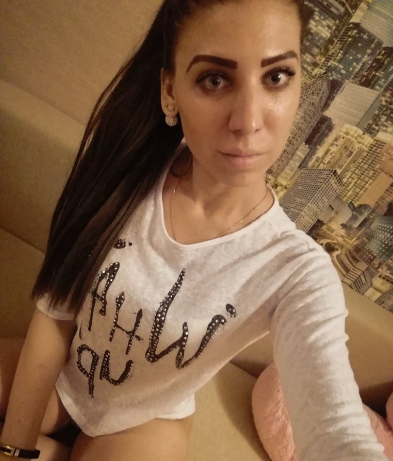 Людмила привлекальеная девушка из Хрустального цена от 3000 руб