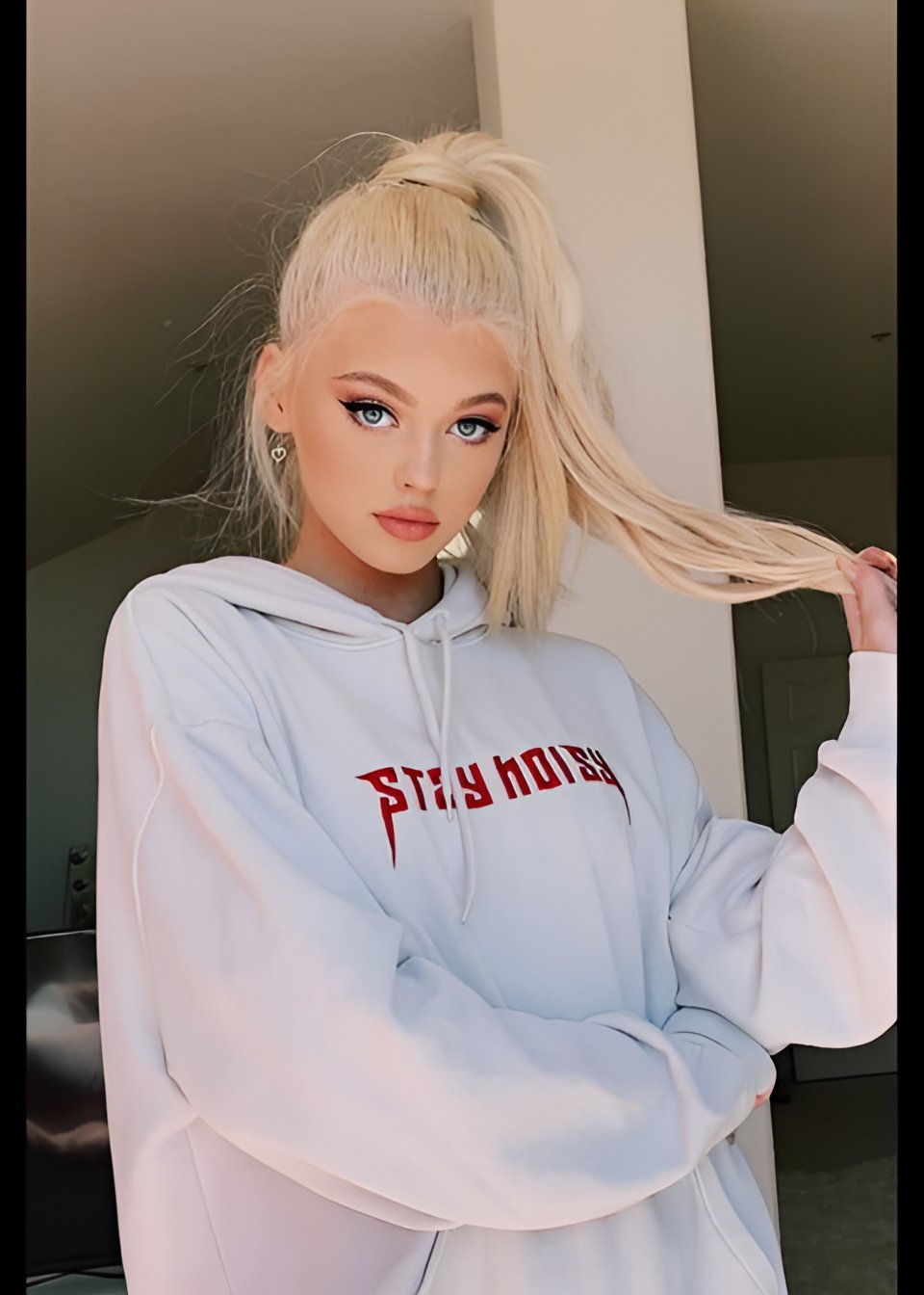 Полина привлекальеная девушка из Хрустального цена от 8000 руб