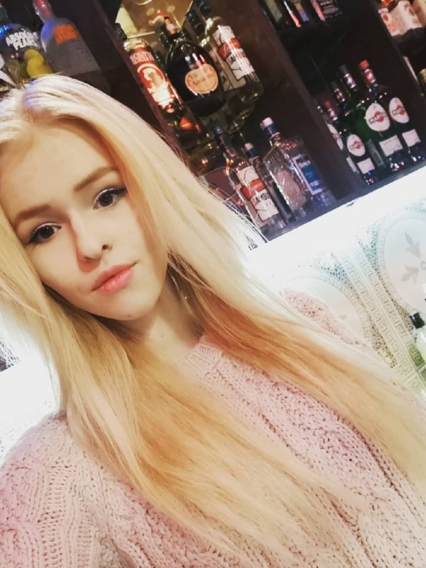 Инга привлекательная девушка из Хрустального цена от 3500 руб