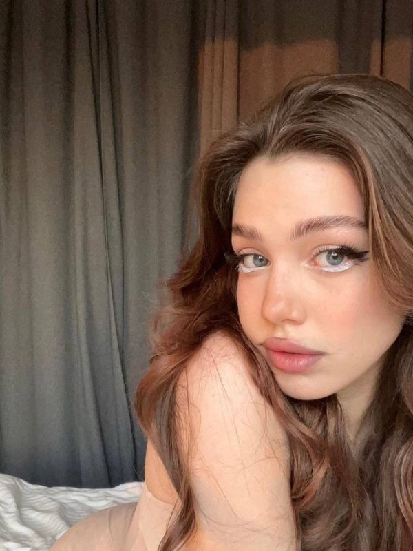 Лида привлекательная девушка из Хрустального цена от 4000 руб